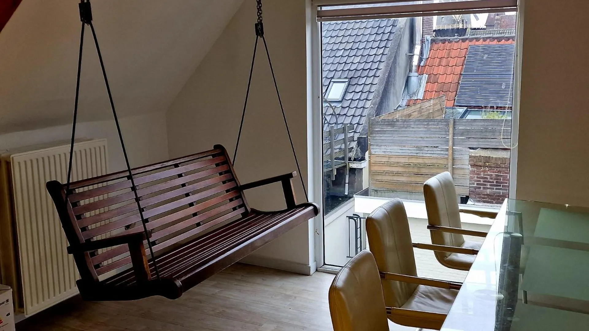 Urban Oasis - Luxe Cozy City Centre Big Appartement Schiedam 0*,  Netherlands