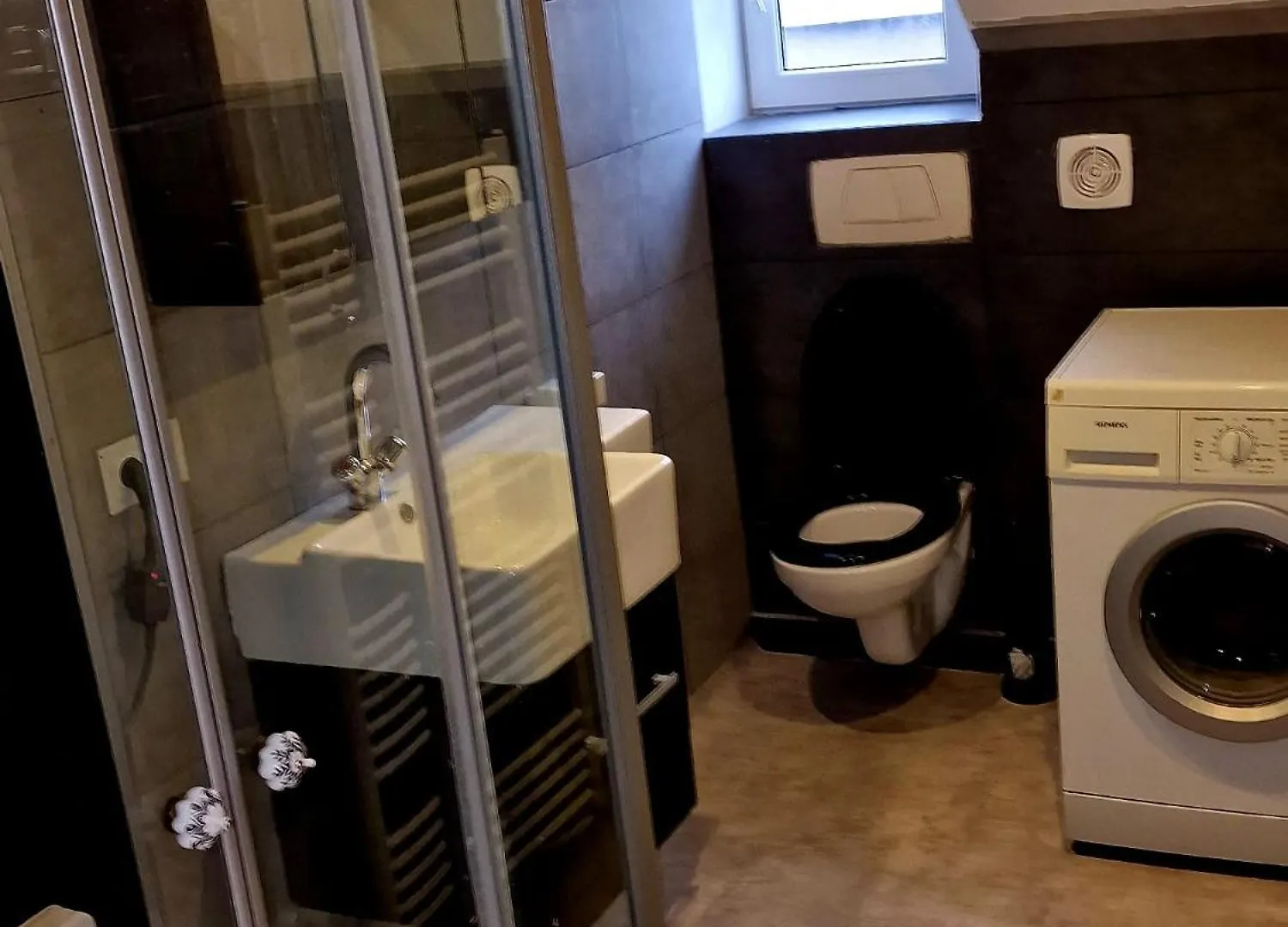 Urban Oasis - Luxe Cozy City Centre Big Appartement Schiedam 0*,