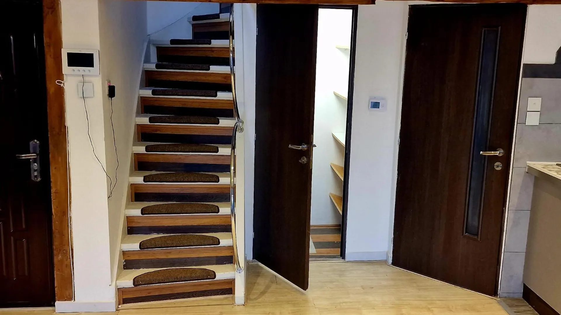 Apartment Urban Oasis - Luxe Cozy City Centre Big Appartement Schiedam Netherlands